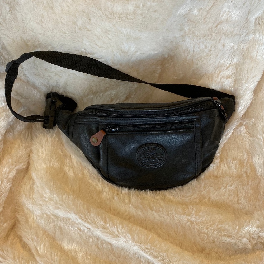 Cedarwoods Faux Leather Fanny Pack